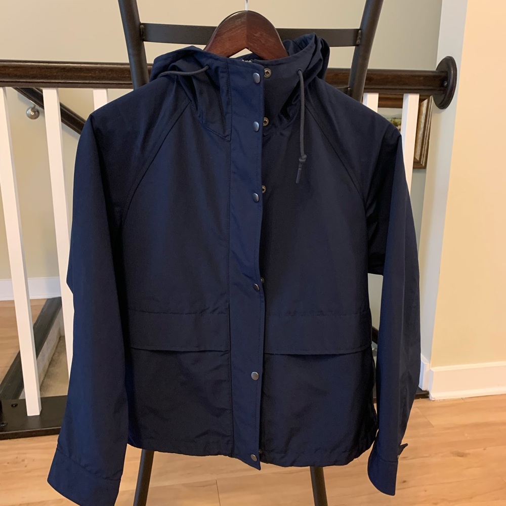 Uniqlo cotton blend parka.  Navy SZ XXS. Excellent condition.